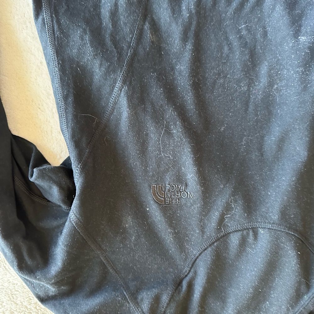 North face pull over - Picture 2 of 2